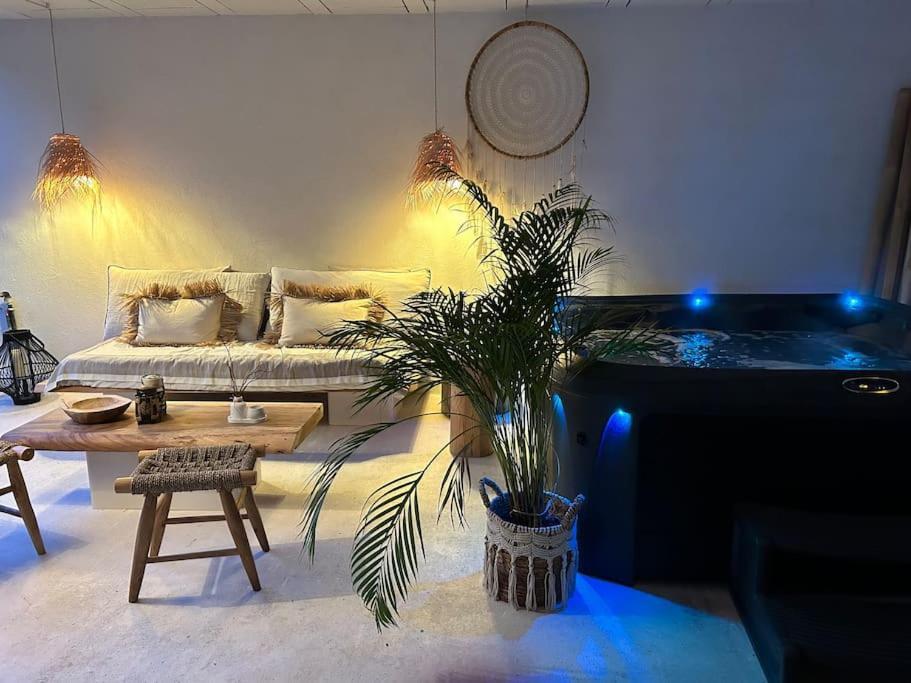 Superbe Maison Avec Jacuzzi Ventabren 外观 照片