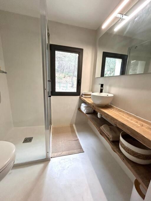 Superbe Maison Avec Jacuzzi Ventabren 外观 照片