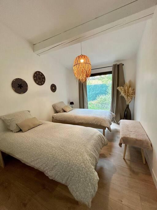Superbe Maison Avec Jacuzzi Ventabren 外观 照片